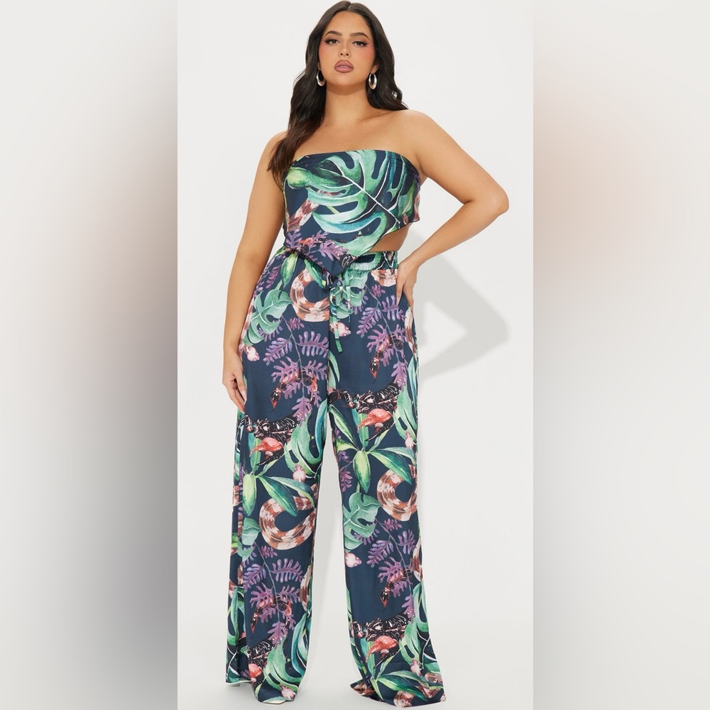 NWT Fashion Nova Tropical Tropical Babe Satin Pant Set